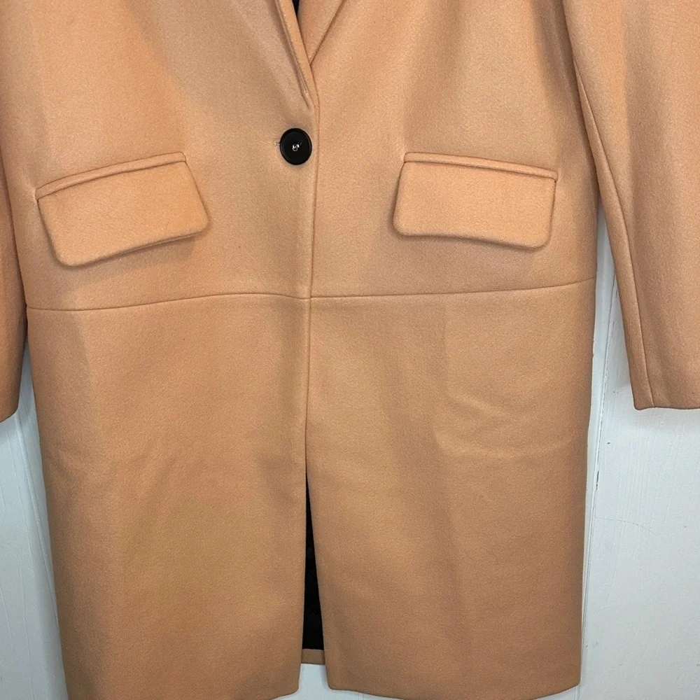 Elegant Tan Trench Coat for Women - Picture 13 of 16